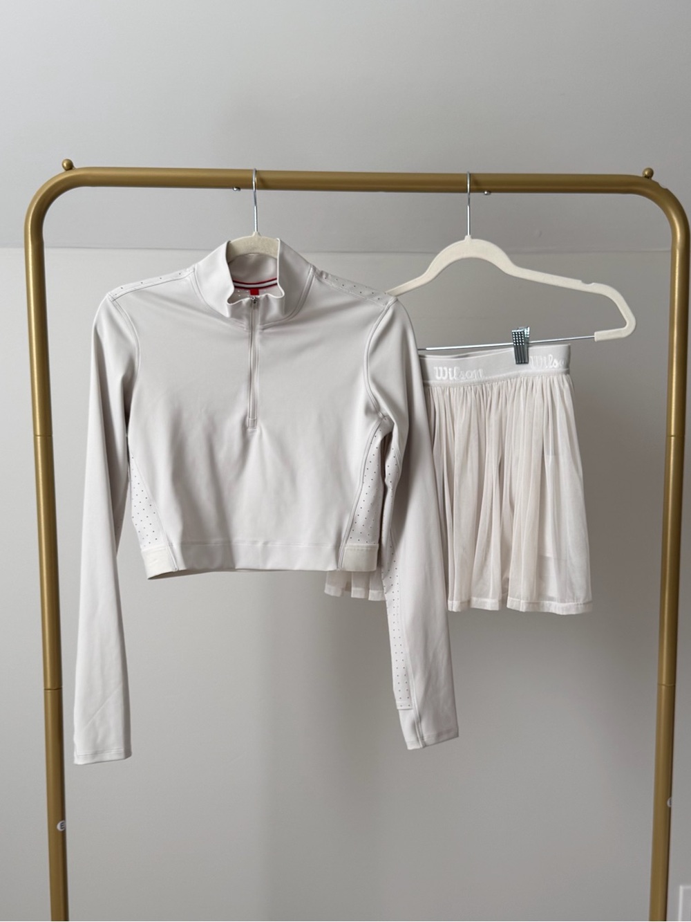 NWOT Wilson Cream/Cloud Off-White Long Sleeve Crop Top and Pleated Skirt Set